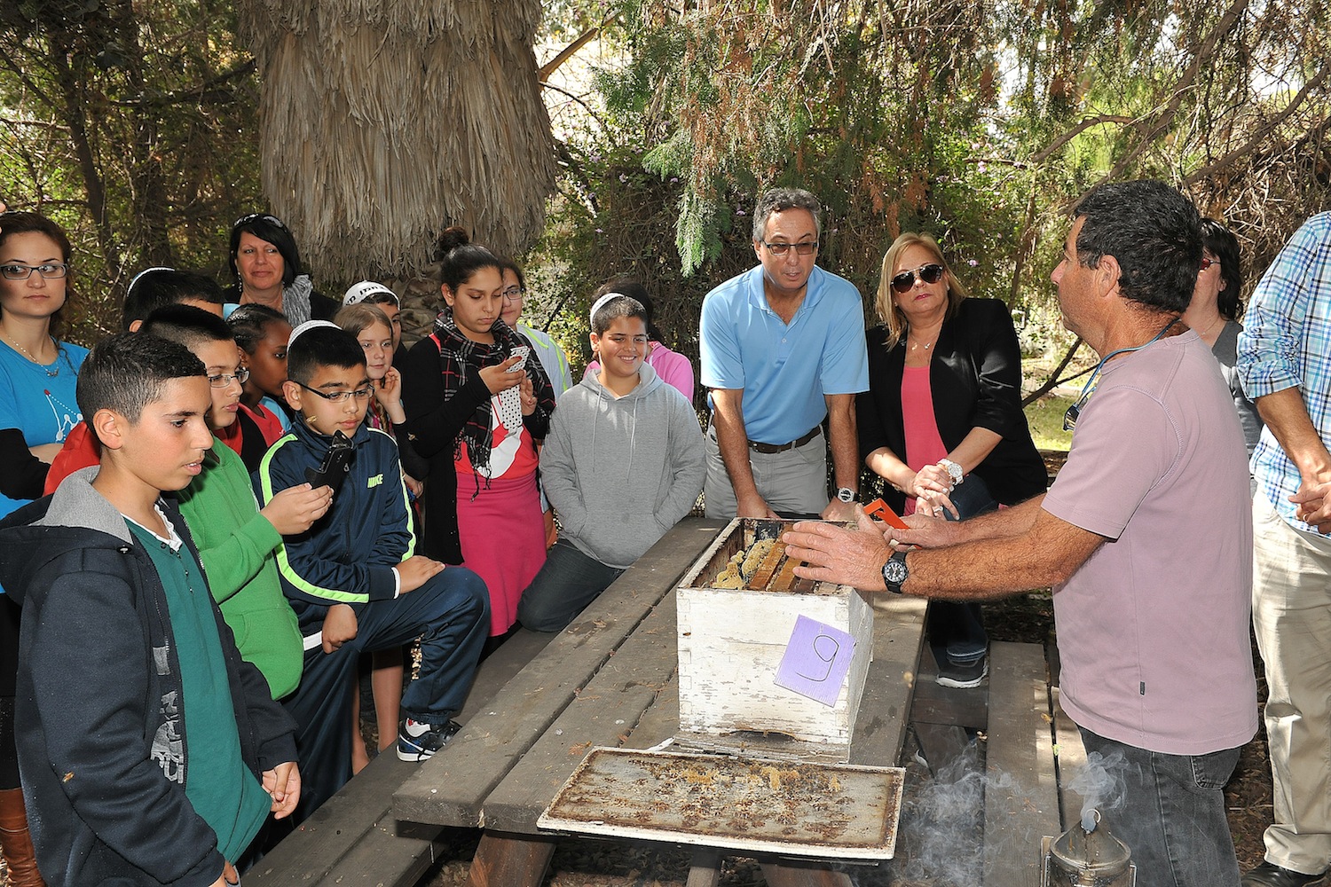 photo - Gary and Nanci Segal in HU Rehovot
