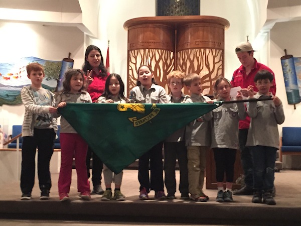 photo - Sholom Cubs leaders Laura Tuan and Isaac Kool with their troops