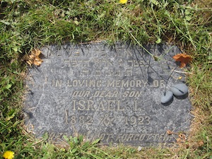 photo - Israel Rubinowitz died on Aug. 15, 1923, and is buried alongside his parents in Mountain View Cemetery