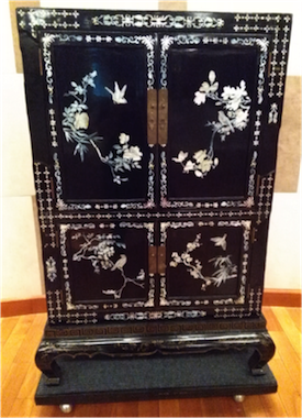 photo - Kehillat Beijing has transformed a Chinese antique piece into a small ark. There are Magen Davids on its doors