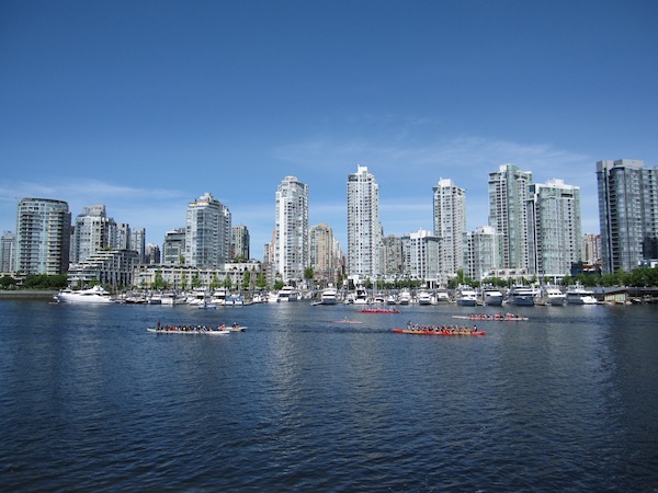 photo - The Economist has published its annual index on the most expensive cities in the world. Canada is represented in the report by only three cities: Vancouver is 39th place, Montreal is 62nd, while Toronto is 86nd