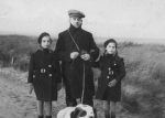 photo - Marianne, left, with her father, Otto Echt, and sister Brigitte