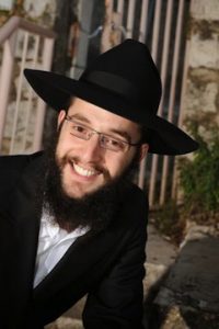 photo - Rabbi Levi Varnai