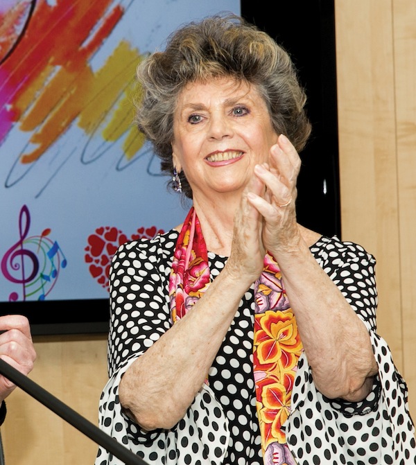 photo - Perla Barabak gave a music workshop on April 17 as part of Jewish Seniors Alliance’s Snider Foundation Empowerment Series