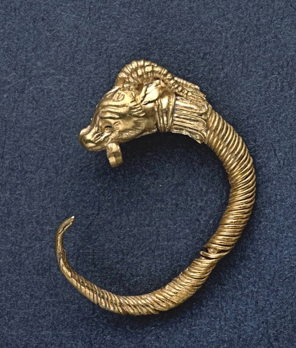 photo - A Hellenistic-era golden earring, discovered in the Givati Parking Lot in the City of David National Park