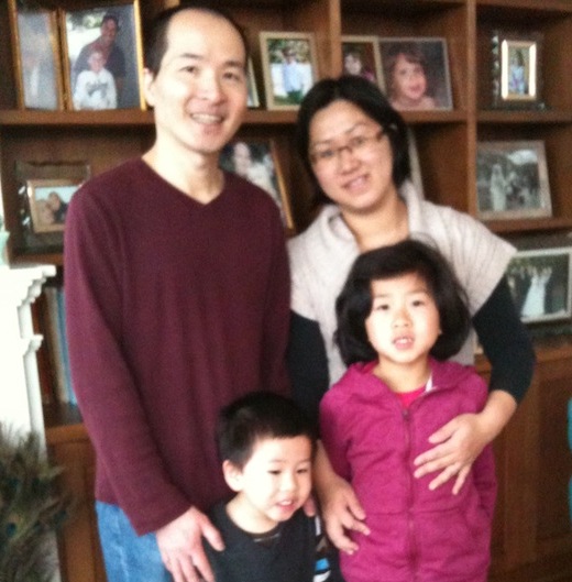 photo - Sui Khuu and her husband Dar, with their two children