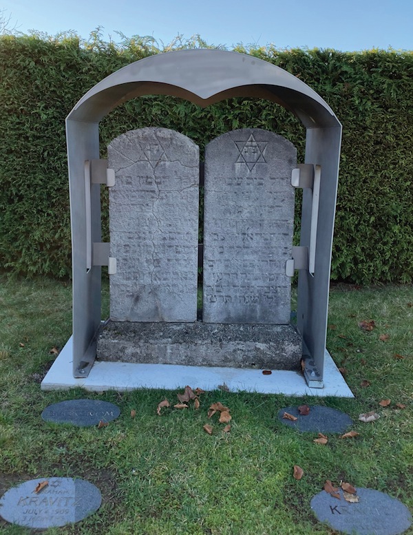 photo - In the Jewish Cemetery at Mountain View, a shroud was erected to protect the Kravitz family headstones