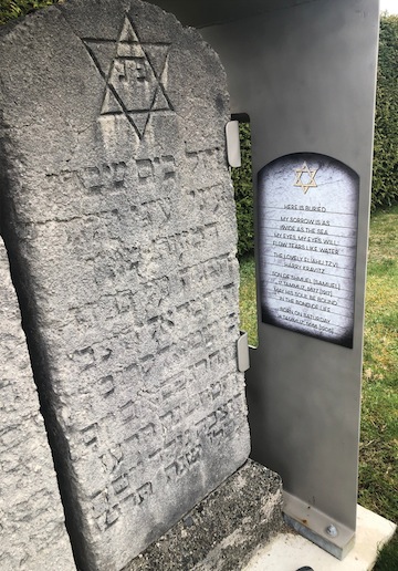 photo - A translation of the Kravitz family headstones has been added