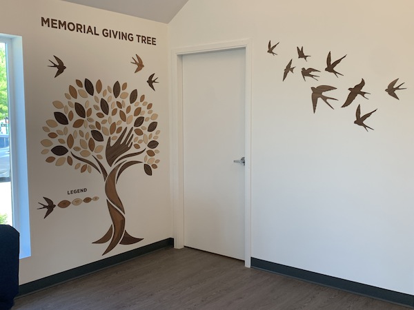 photo - Memorial Giving Tree at Schara Tzedeck Funeral Chapel in Surrey
