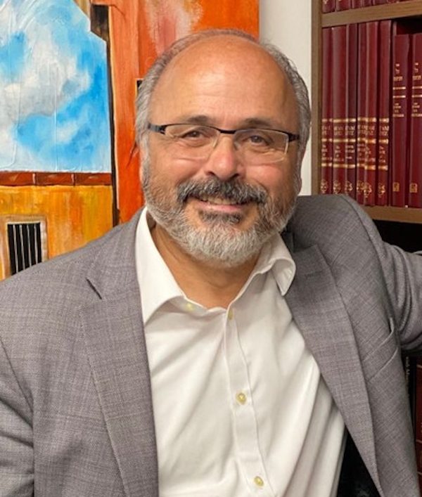 photo - Reverend Hazan Daniel Benlolo