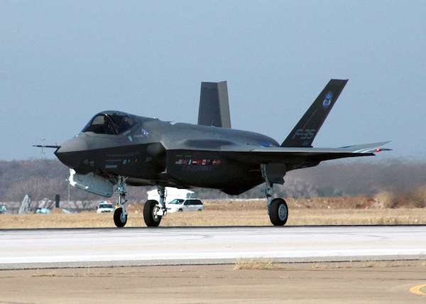 photo - A Lockheed Martin F-35