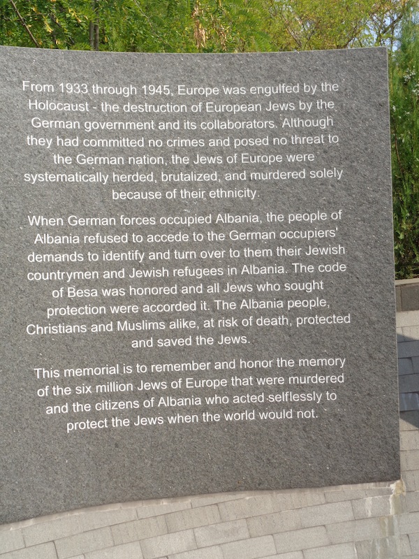 photo - The English plaque of the Holocaust memorial in Tirana
