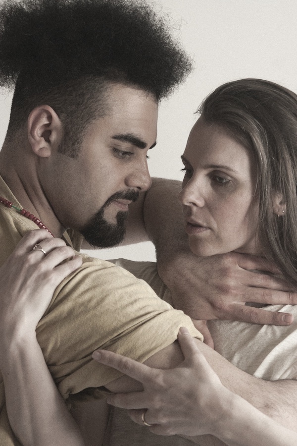 photo - Arash Khakpour and Alexis Fletcher première All my being is a dark verse (working title) Nov. 9-10 at the Rothstein Theatre