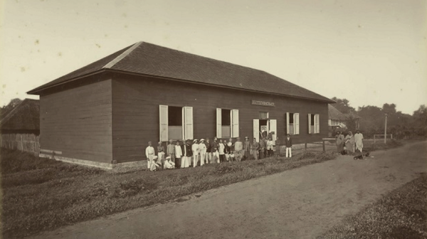 photo - Hüttenbach in Medan in 1880s