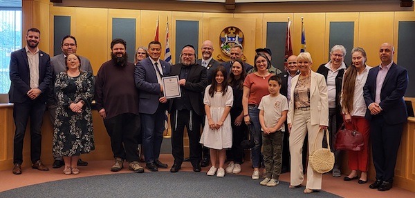 photo - Members of the Prince George Jewish community with Mayor Simon Yu