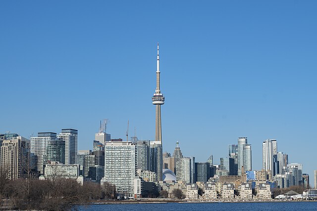photo - The centre of the Jewish and Israeli community is in Toronto which is the largest city in Canada