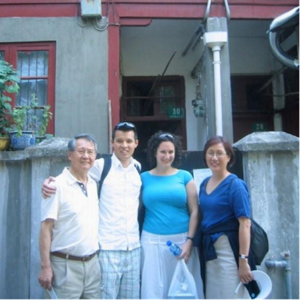 photo - Len, Jeffrey, Sharon and Valerie on their family trip to China in 2009