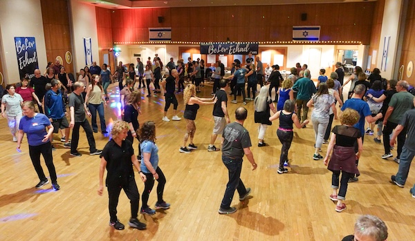 Israeli dance sessions