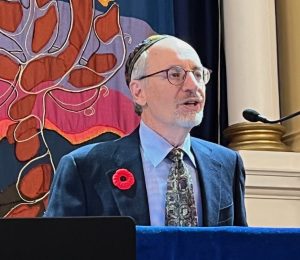 photo - Micha Menczer