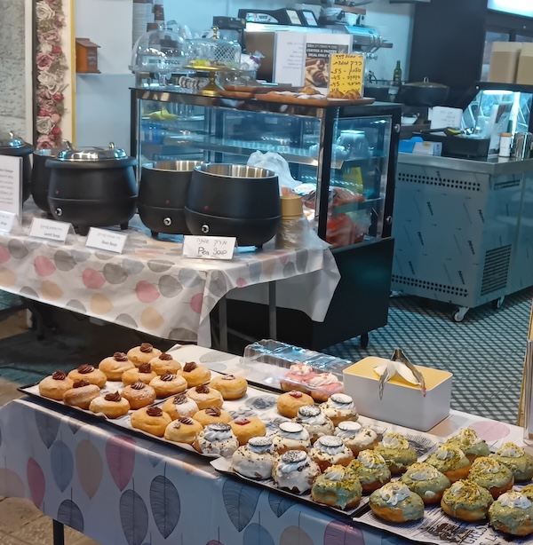 photo - Foodies on Yoel Moshe Salomon Street