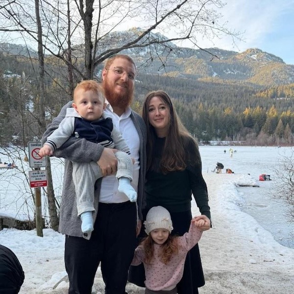 photo - Rabbi Schneur and Bina Druk and their family are enjoying life in Whistler