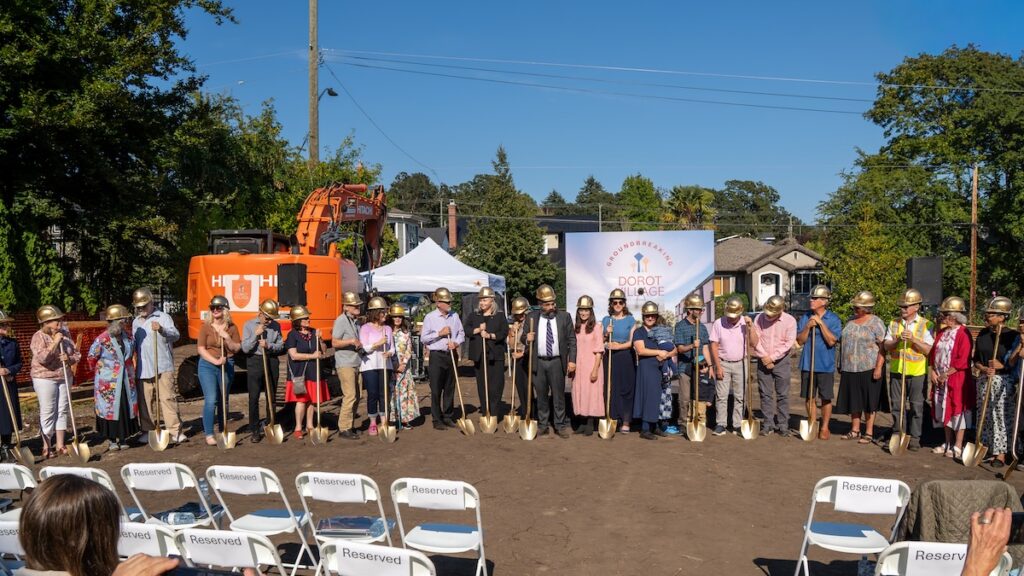 photo - Rabbi Meir Kaplan and Chani Kaplan, local dignitaries and Dorot Village donors